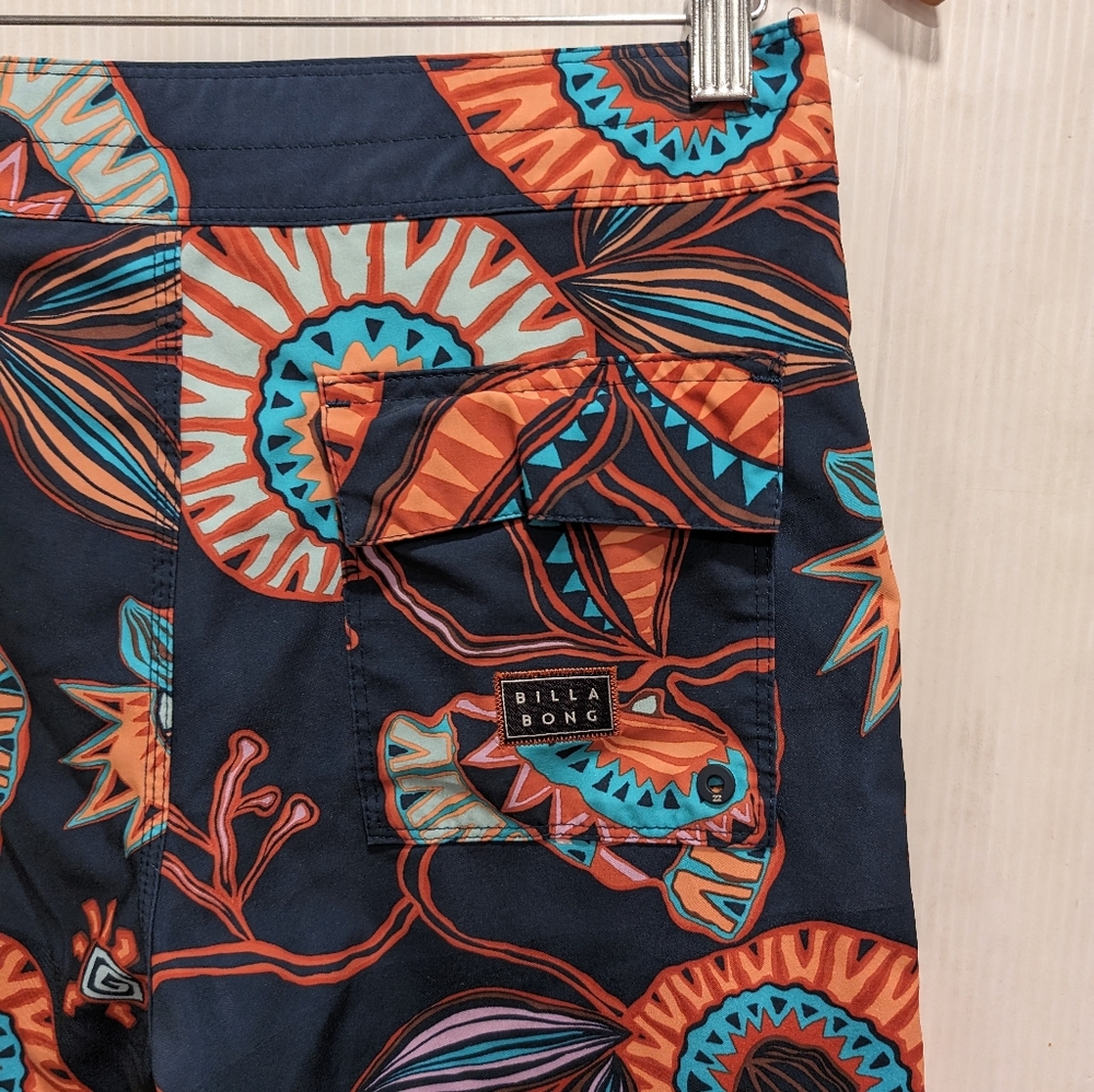 BILLABONG Recycler Sundays Airlite floral paisley board shorts size 28 - Picture 6 of 9